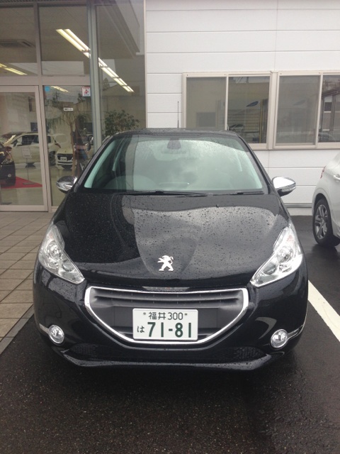 208ALLURE　試乗可能です！