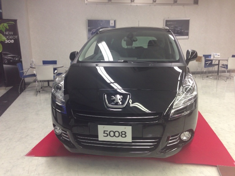 5008試乗車ございます。