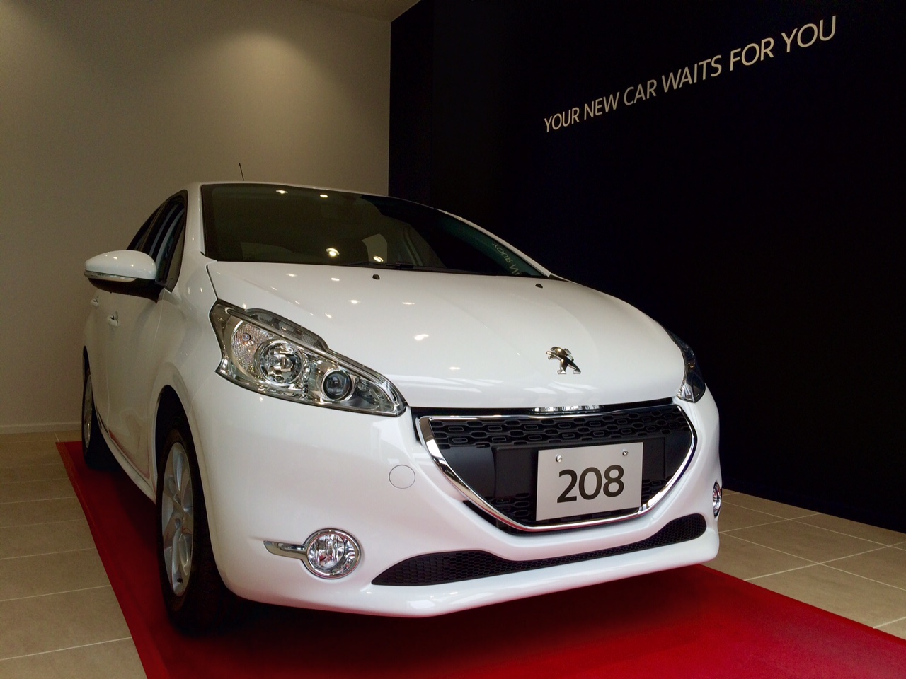 限定車『208 style』入りました！！
