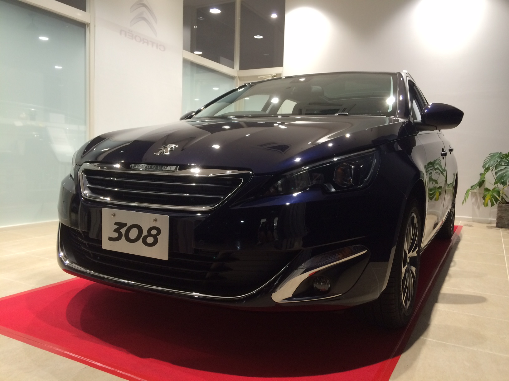 今週末は…PEUGEOT 308 GT LINE FAIR 