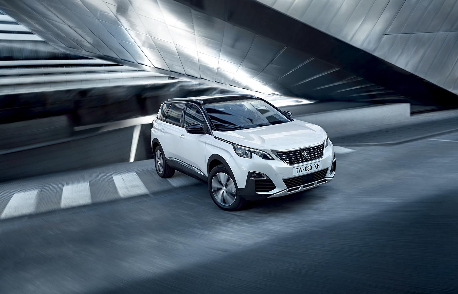NEW 5008 Debut！