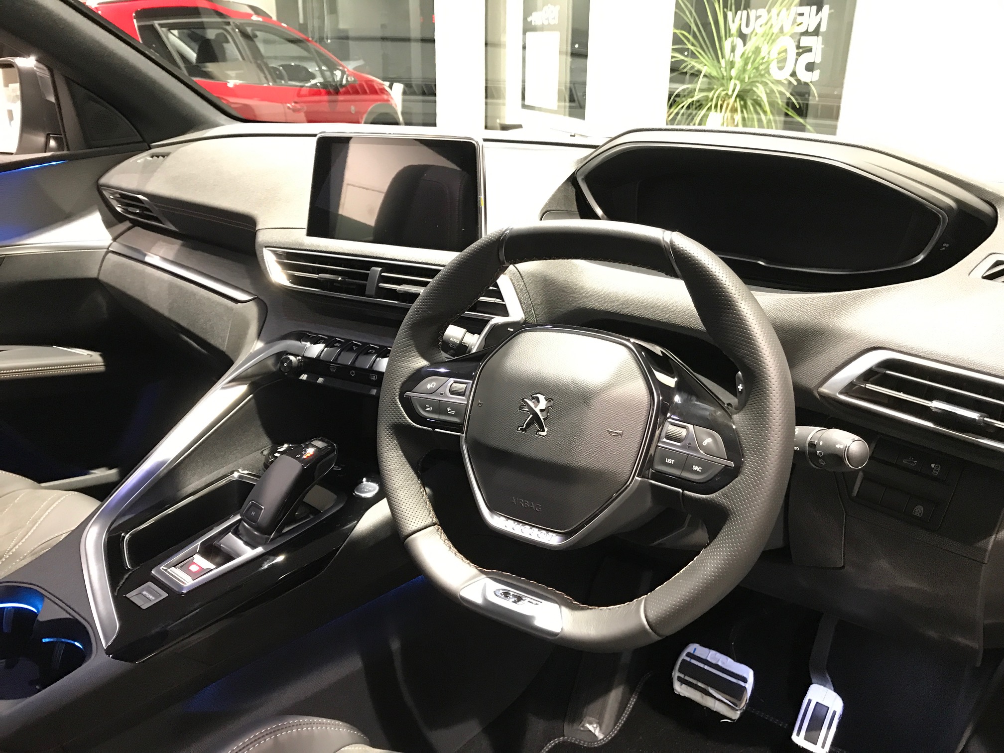 New 5008 特別内覧会