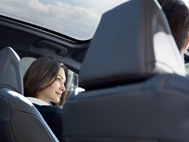 308 Allure BlueHDi TECH PACK EDITION デビュー！