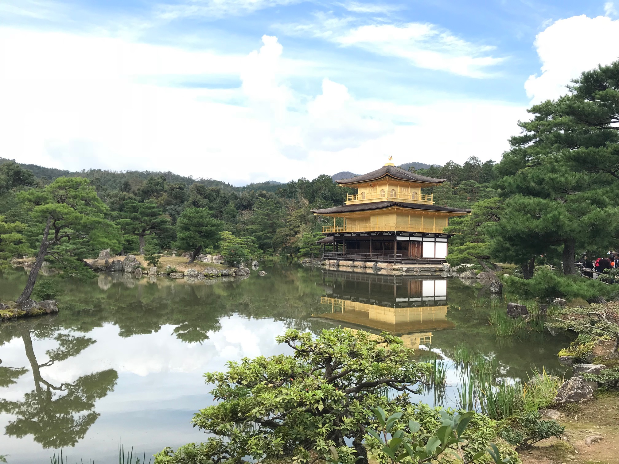 金閣寺へ