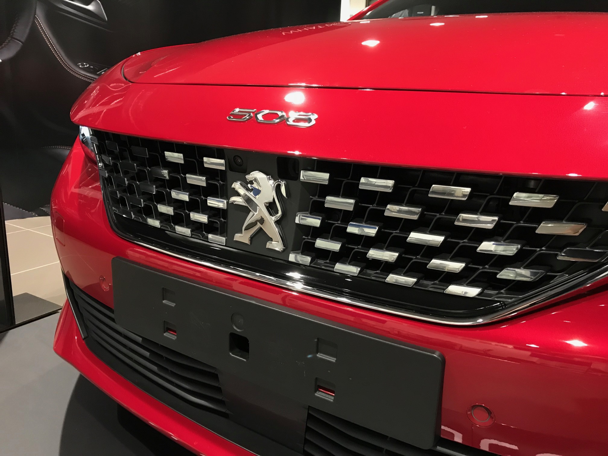 New PEUGEOT 508 ROAD SHOW 