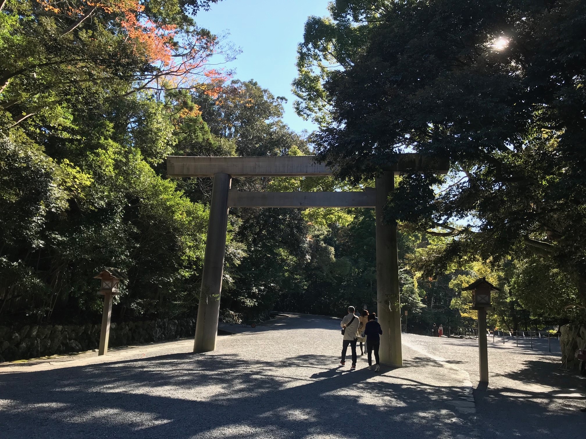 伊勢神宮へ