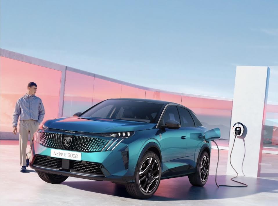 ✨NEW PEUGEOT E-3008✨