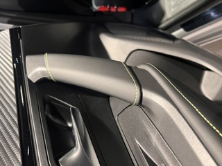 2008 GT HYBRIDのインテリアに注目